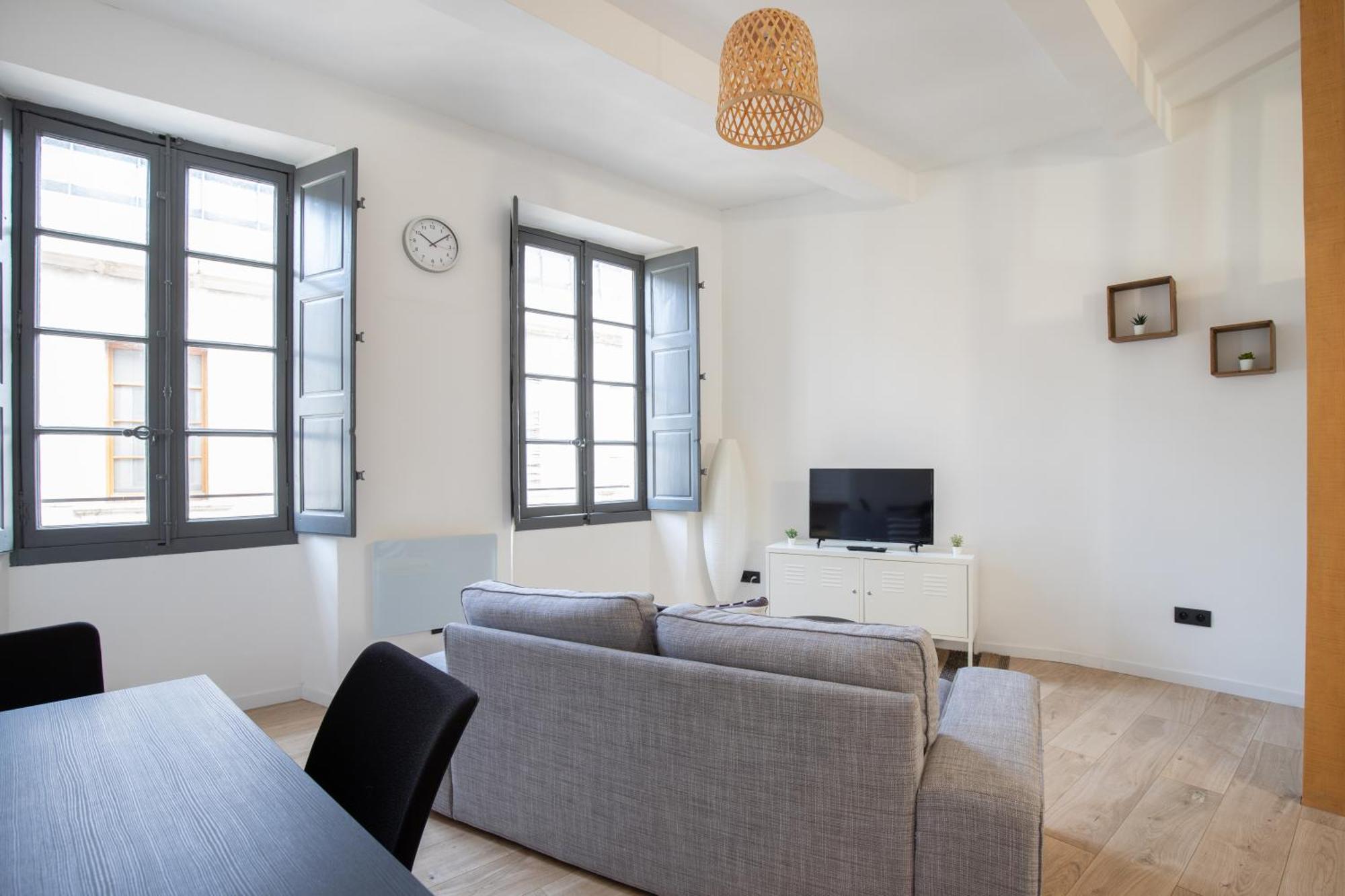 Le Duplex - Hypercentre - Wifi Apartment Carpentras ภายนอก รูปภาพ