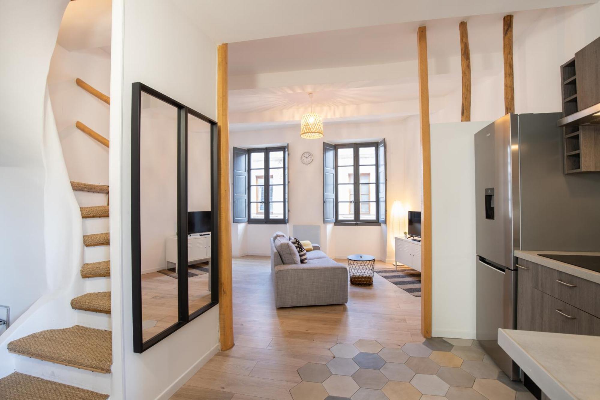 Le Duplex - Hypercentre - Wifi Apartment Carpentras ภายนอก รูปภาพ